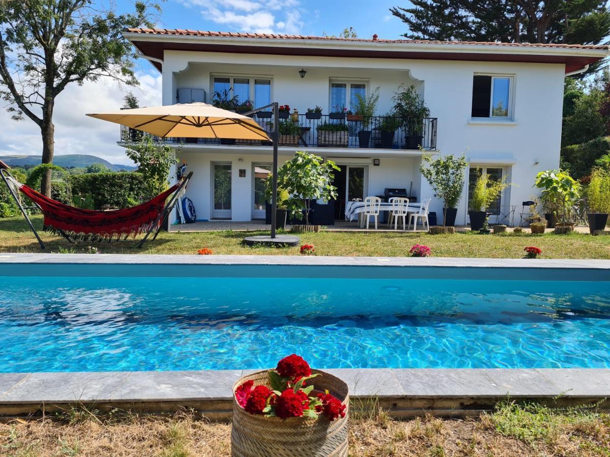 Appartement Avec Cuisine Et Grande Piscine Chauffee Андай Екстер'єр фото